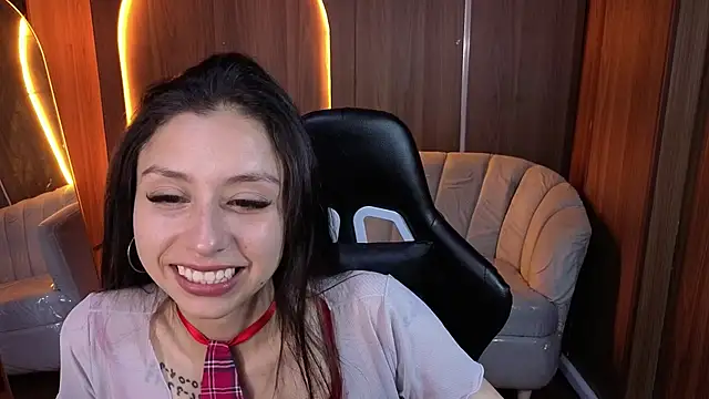 Snapshot of Hadda_crazy_b chatting on 02.19.26 Hadda crazy b online show from 02.19.26