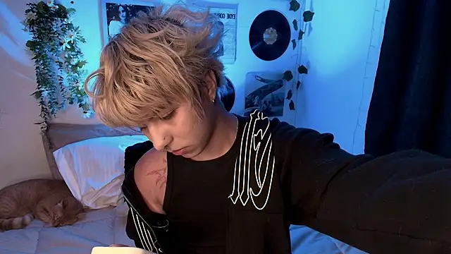 prince oliverr online show from 02.14.26