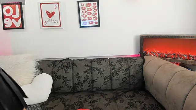 sweet-moon online show from 03.21.26