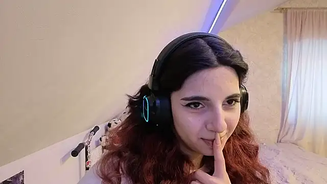 Blissmissataeses online show from 02.19.26