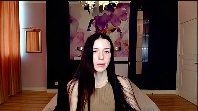 NoirDiva online show from 04.17.26