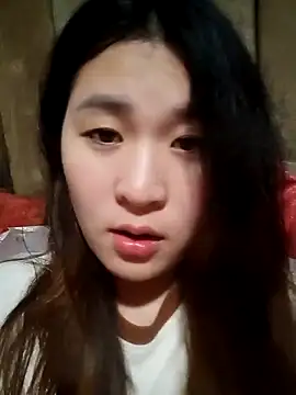 Snapshot of -Datini- chatting on 02.27.26 -Datini- online show from 02.27.26