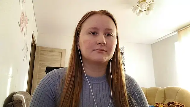 AnikaLipps online show from 04.12.26