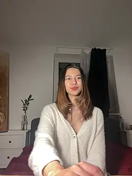 KiraVixenSweet online show from 03.04.26