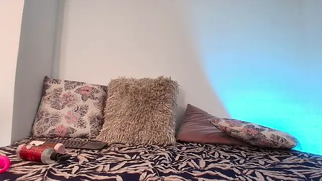 Abril milf11 online show from 03.26.26