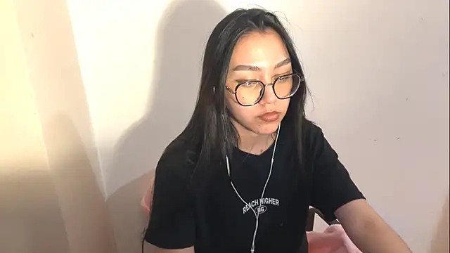 Stefania65 online show from 04.18.26