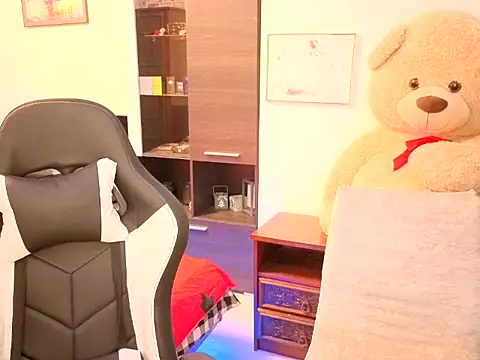 Germanyhot19 online show from 05.19.26