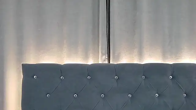 Snapshot of VikkyVonn chatting on 05.07.26 VikkyVonn online show from 05.07.26