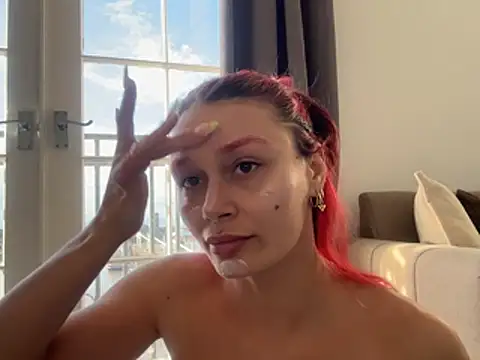 FoxyValentine online show from 04.06.26