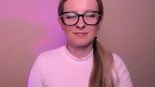 Snapshot of AnnePeach chatting on 03.12.26 AnnePeach online show from 03.12.26