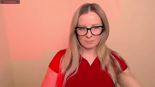 Snapshot of AnnePeach chatting on 03.19.26 AnnePeach online show from 03.19.26