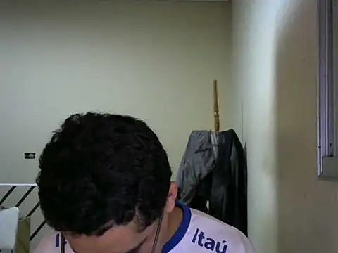 Snapshot of honeybatista chatting on 02.17.26 honeybatista online show from 02.17.26