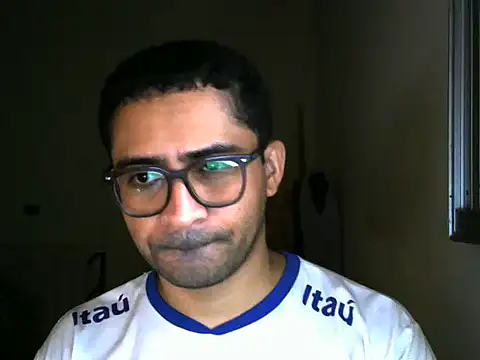 Snapshot of honeybatista chatting on 02.20.26 honeybatista online show from 02.20.26