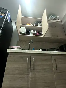 violet-grey online show from 03.04.26