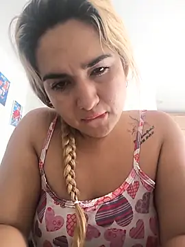 violet-grey online show from 04.16.26