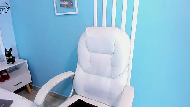 Snapshot of Saray_Becker_ chatting on 04.08.26 Saray Becker online show from 04.08.26