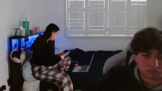 yourmila1 online show from 02.22.26