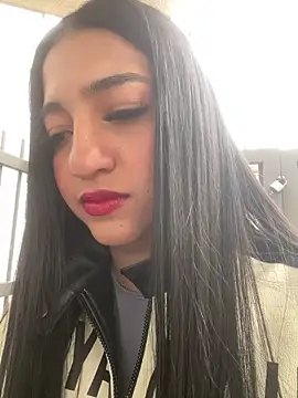 Daniela Pink online show from 02.18.26