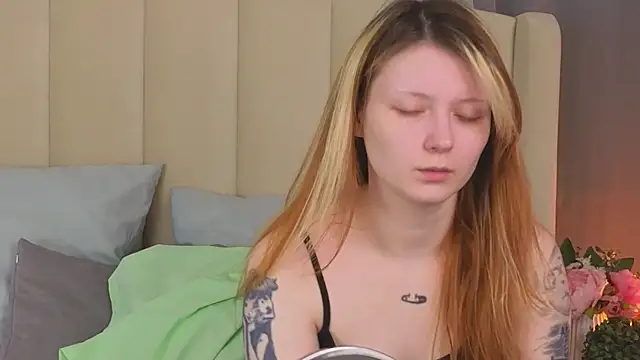 AlyssFrost online show from 05.21.26