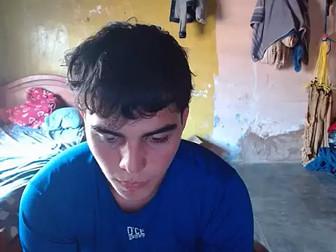 Snapshot of heiker__ chatting on 03.21.26 heiker online show from 03.21.26