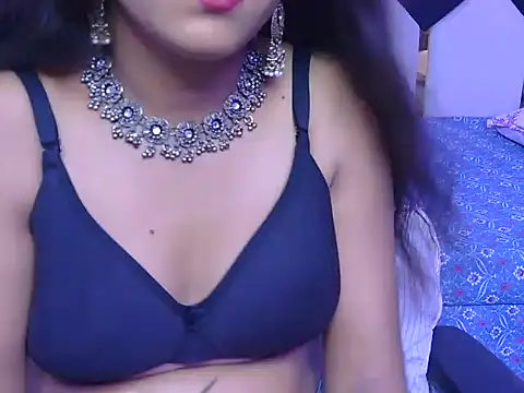 Snapshot of its-taniya chatting on 05.19.26 its-taniya online show from 05.19.26