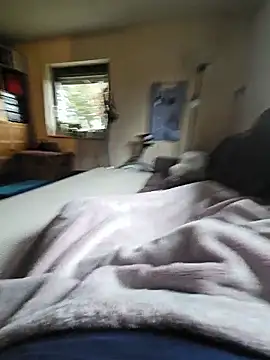 Gris-shadow online show from 02.14.26