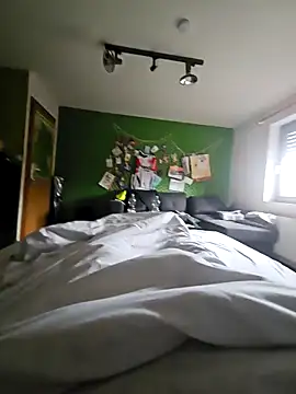 Gris-shadow online show from 02.17.26