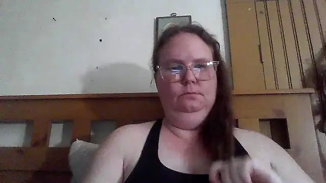 naughty queen1 online show from 05.05.26