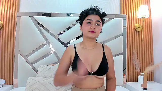 Snapshot of _Curly_Beauty chatting on 02.17.26 Curly Beauty online show from 02.17.26