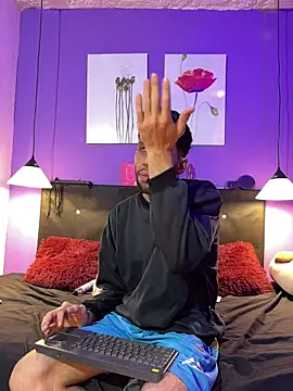 Snapshot of Karim_mansur chatting on 03.20.26 Karim mansur online show from 03.20.26