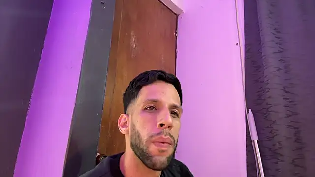 Snapshot of Karim_mansur chatting on 03.26.26 Karim mansur online show from 03.26.26