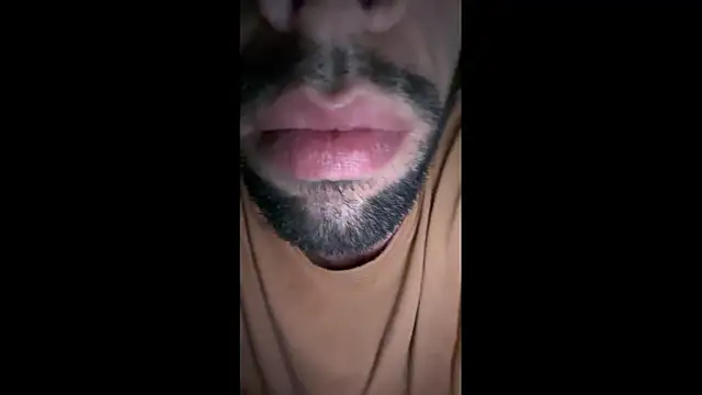 Snapshot of Karim_mansur chatting on 04.14.26 Karim mansur online show from 04.14.26