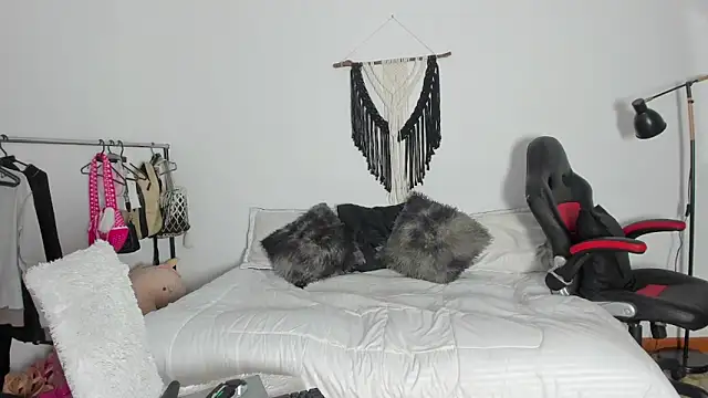 aurora moonm online show from 05.28.26