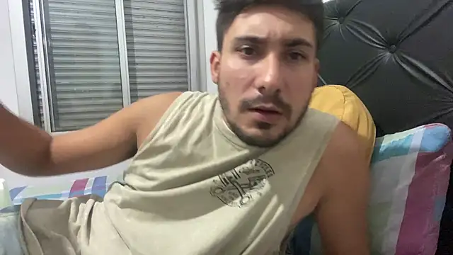 Snapshot of Heytincho chatting on 02.26.26 Heytincho online show from 02.26.26