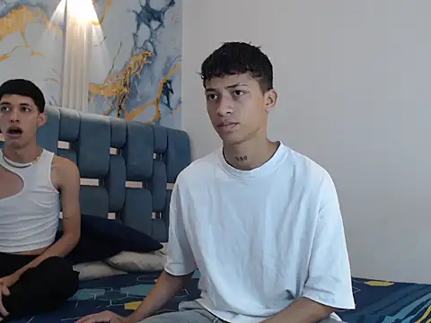 Snapshot of GOLD_BOYS chatting on 02.25.26 GOLD BOYS online show from 02.25.26