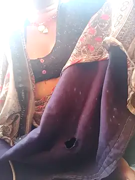 Soniya32 online show from 02.26.26