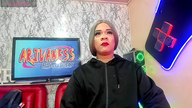 cristal villael  online show from 03.04.26