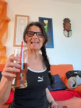 Snapshot of Dance_Lady chatting on 02.26.26 Dance Lady online show from 02.26.26