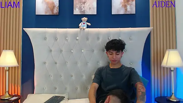 Snapshot of Aiden_Rivers_ chatting on 05.14.26 Aiden Rivers online show from 05.14.26