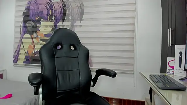 Snapshot of Chanelwill chatting on 03.18.26 Chanelwill online show from 03.18.26