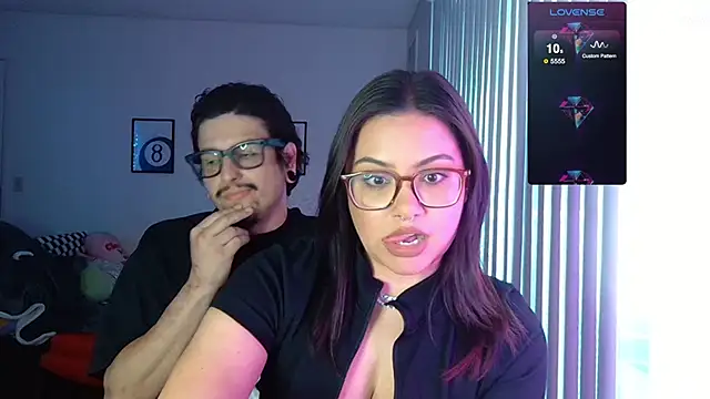 Snapshot of andrewtaint chatting on 03.25.26 andrewtaint online show from 03.25.26