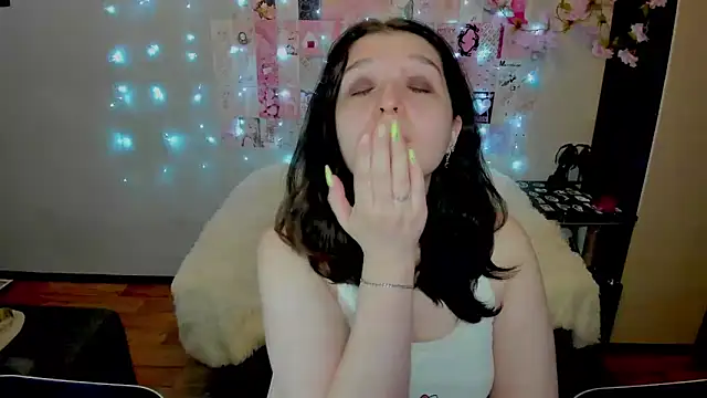 Snapshot of Kate_Acid chatting on 04.17.26 Kate Acid online show from 04.17.26