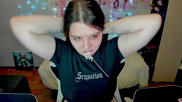 Snapshot of Kate_Acid chatting on 07.14.26 Kate Acid online show from 07.14.26