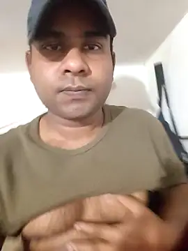 Snapshot of Amina___trans__sexy chatting on 02.17.26 Amina trans sexy online show from 02.17.26