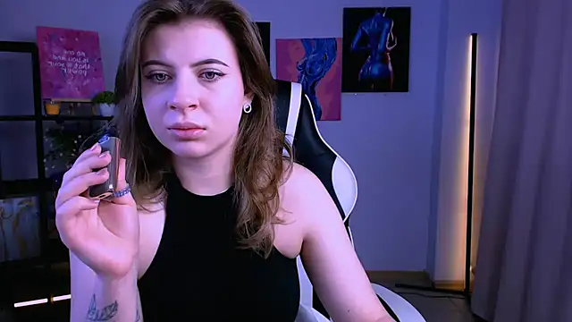 AdeleSkartel online show from 02.26.26