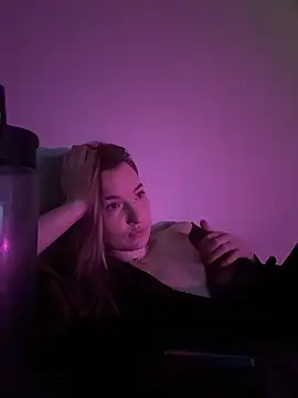 EmmaTurners online show from 03.15.26