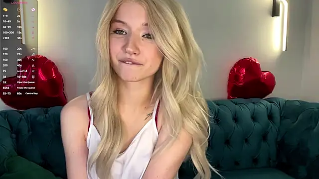 Snapshot of PrincessSwelgart chatting on 05.10.26 PrincessSwelgart online show from 05.10.26
