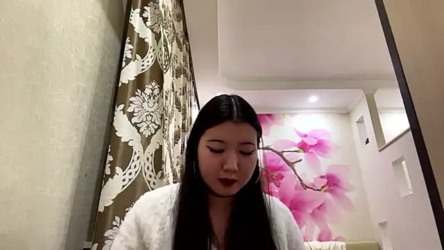 MaeRaads online show from 02.27.26