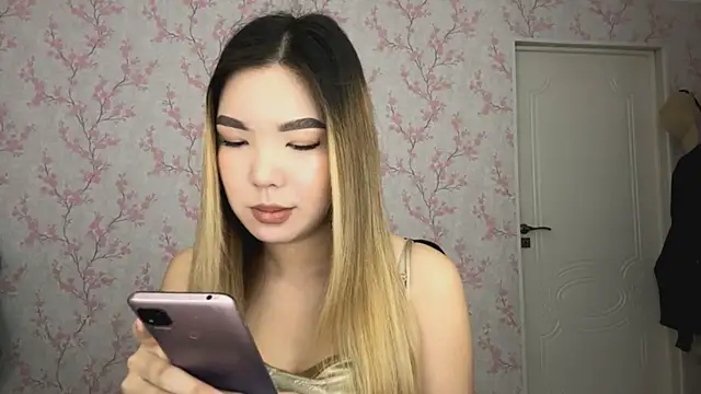 Snapshot of Elina_Mottel chatting on 02.23.26 Elina Mottel online show from 02.23.26