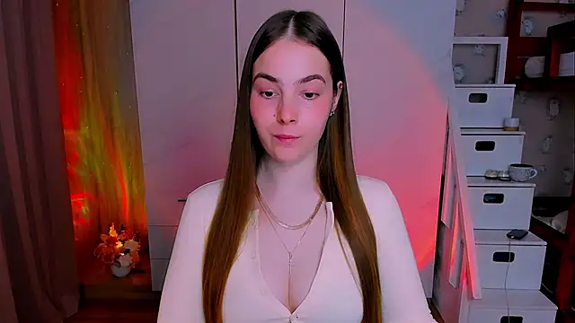 Snapshot of Maddy_Wood_ chatting on 04.29.26 Maddy Wood online show from 04.29.26